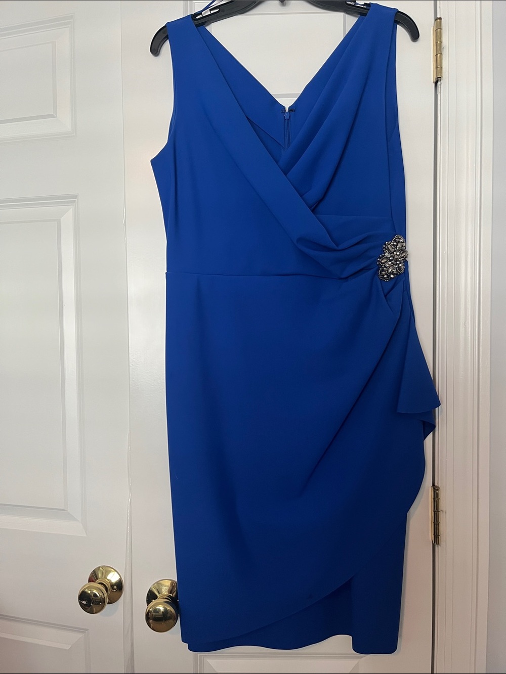 Alex Evenings Royal Blue Sleeveless V-Neck Draped Midi Dress with Brooch